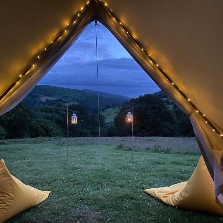 Black Mountains Glamping Hotel Abergavenny Exterior photo