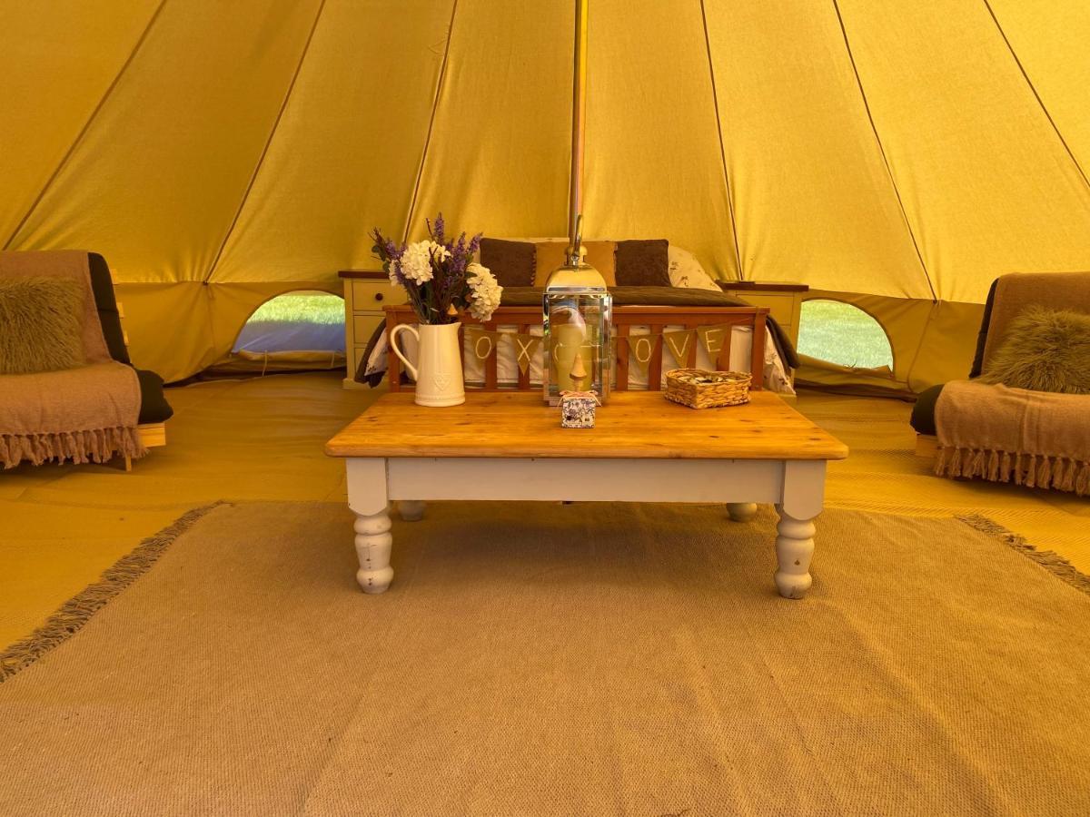 Black Mountains Glamping Hotel Abergavenny Exterior photo